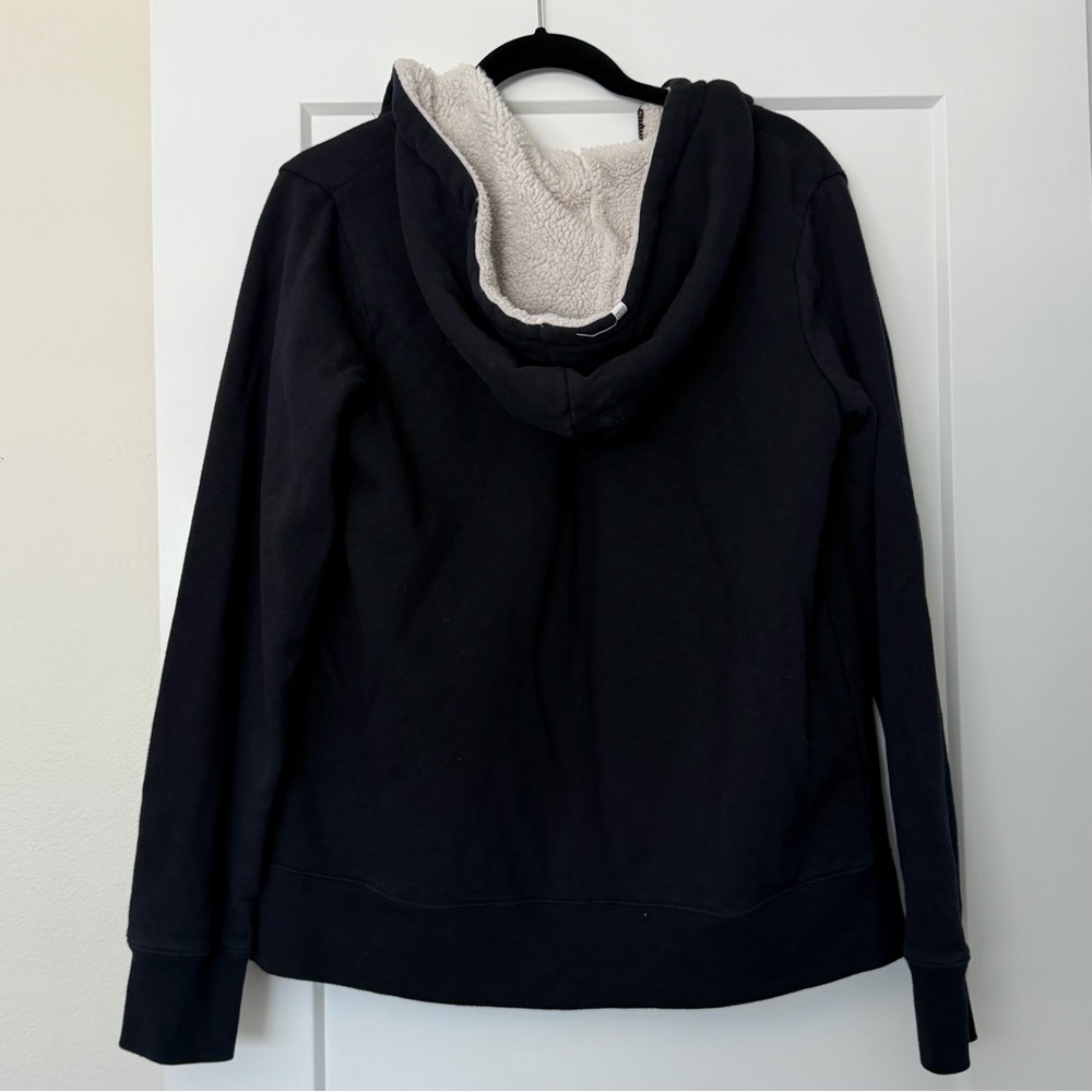 Volcom Black “Lived In” Series Jacket with Cream Sherpa Lining - Picture 2 of 4